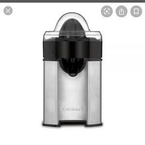 New w/ box : Cusinart juicer